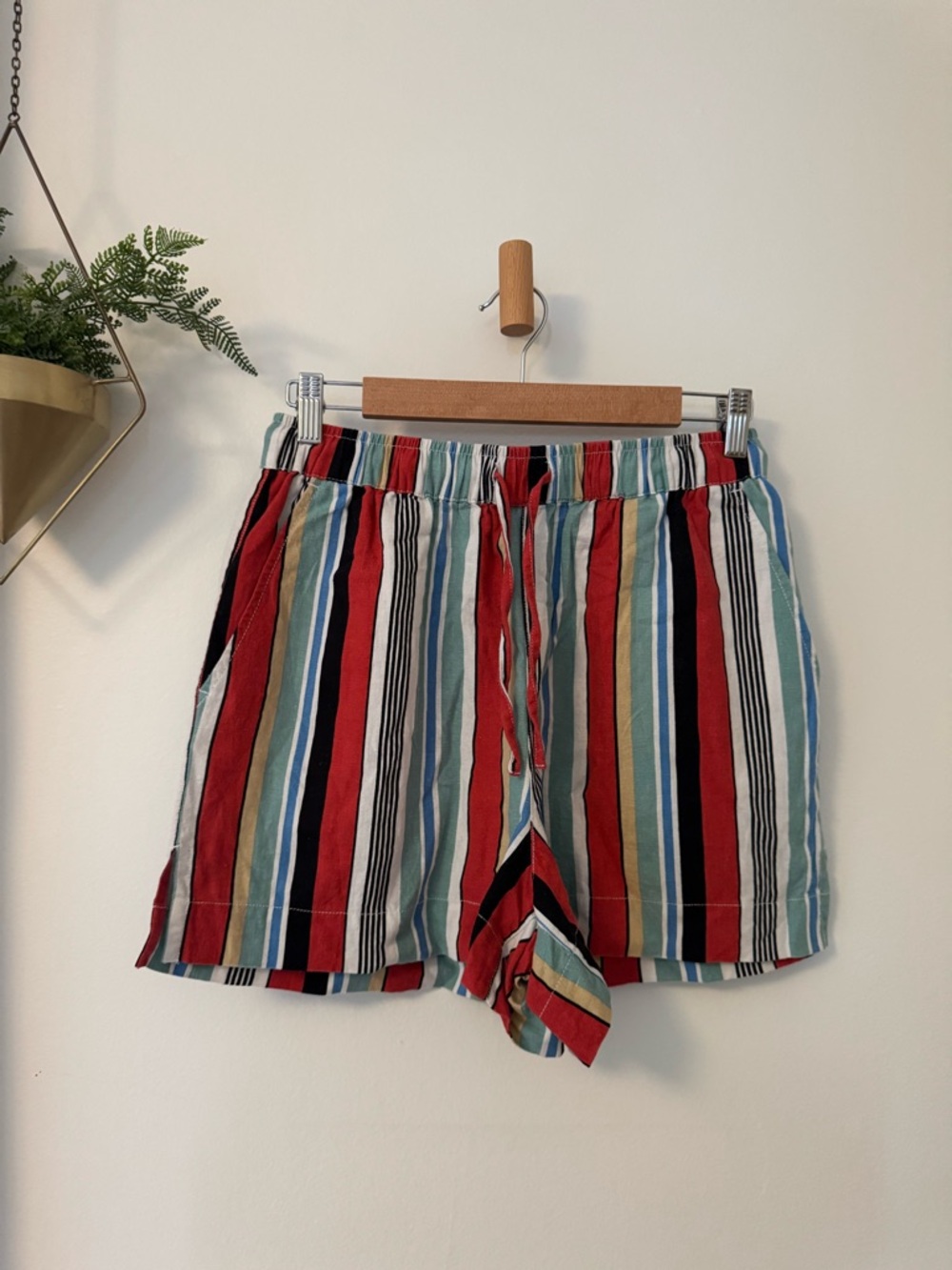 Topshop Multicolor size 6 Vertical Stripe High Waist Shorts